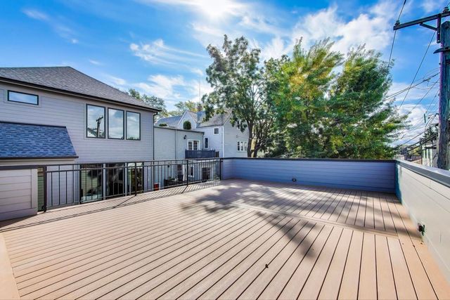 3846 N Bell Avenue, Chicago, IL 60618