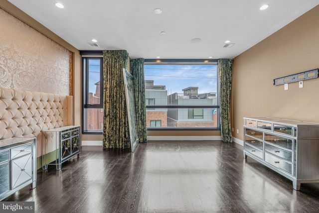 722 N 3RD ST, Philadelphia, PA 19123