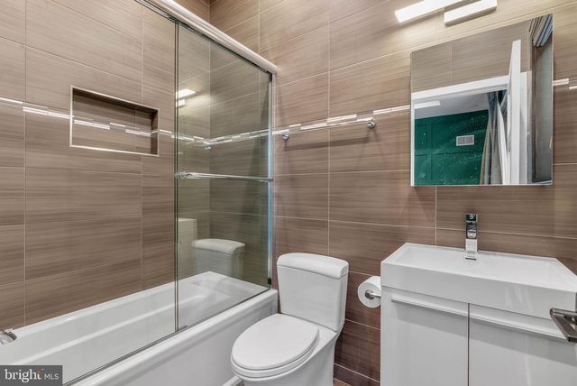 722 N 3RD ST, Philadelphia, PA 19123