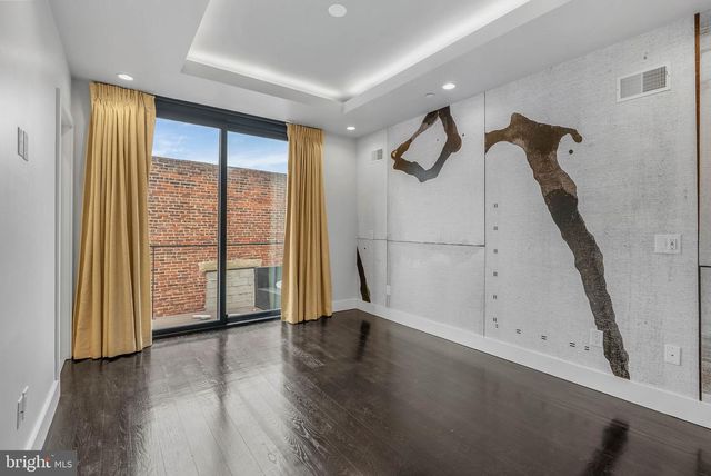 722 N 3RD ST, Philadelphia, PA 19123