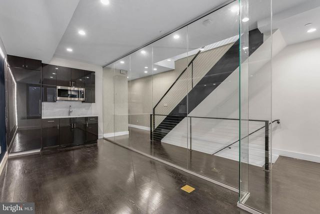 722 N 3RD ST, Philadelphia, PA 19123