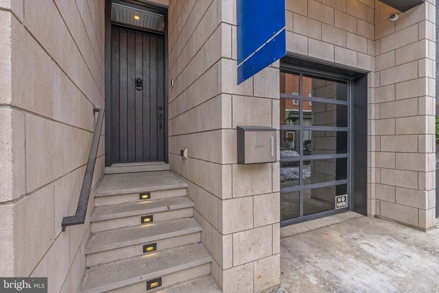 722 N 3RD ST, Philadelphia, PA 19123