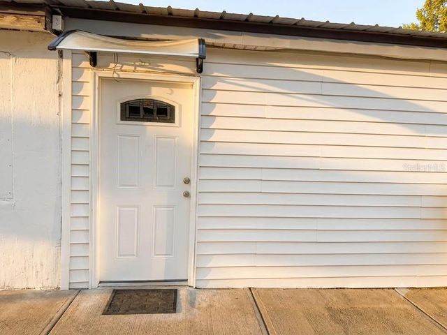 8708 N EDISON AVENUE B, Tampa, FL 33604