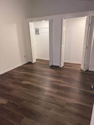 8708 N EDISON AVENUE B, Tampa, FL 33604