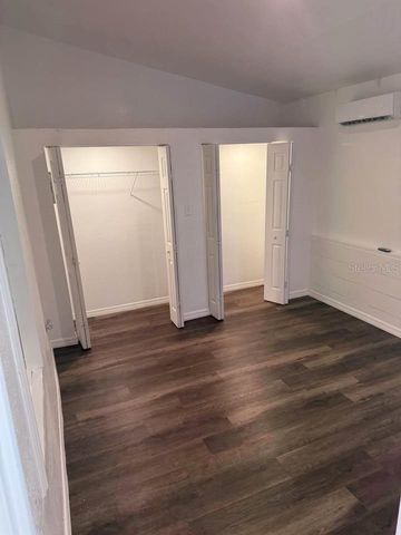 8708 N EDISON AVENUE B, Tampa, FL 33604