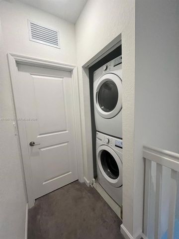 1718 SE 26th Ter, Homestead, FL 33035