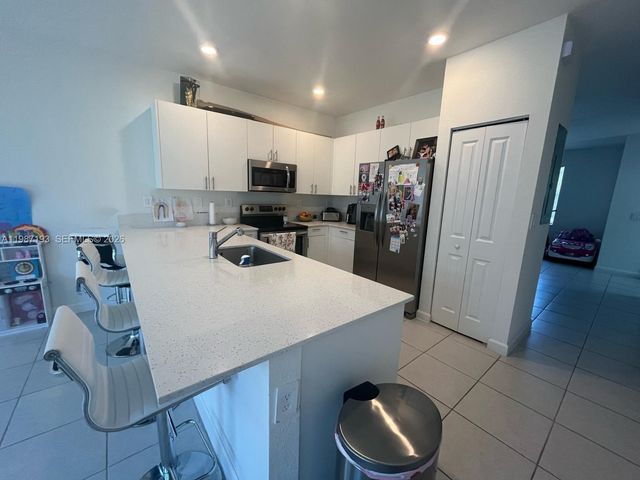 1718 SE 26th Ter, Homestead, FL 33035