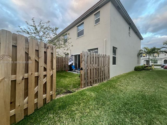 1718 SE 26th Ter, Homestead, FL 33035