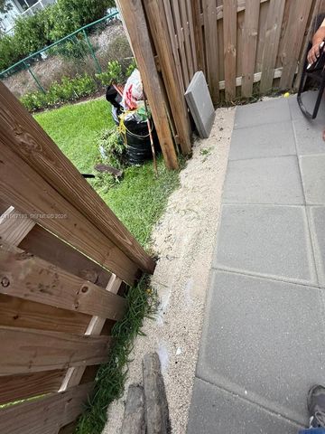 1718 SE 26th Ter, Homestead, FL 33035