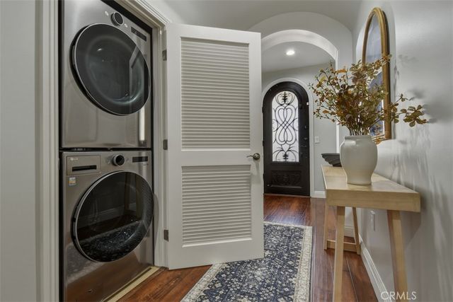 1835 S Barrington Avenue 203, Los Angeles, CA 90025