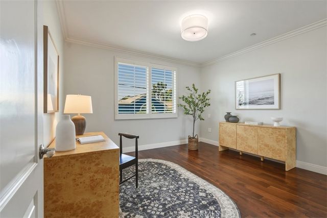 1835 S Barrington Avenue 203, Los Angeles, CA 90025