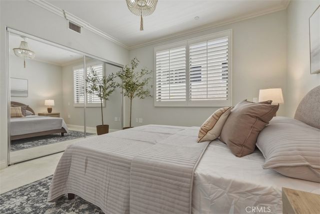 1835 S Barrington Avenue 203, Los Angeles, CA 90025