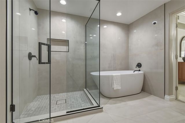 1835 S Barrington Avenue 203, Los Angeles, CA 90025