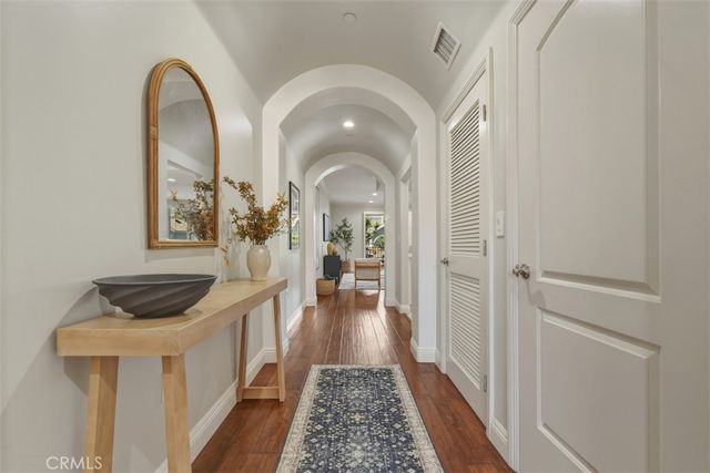 1835 S Barrington Avenue 203, Los Angeles, CA 90025