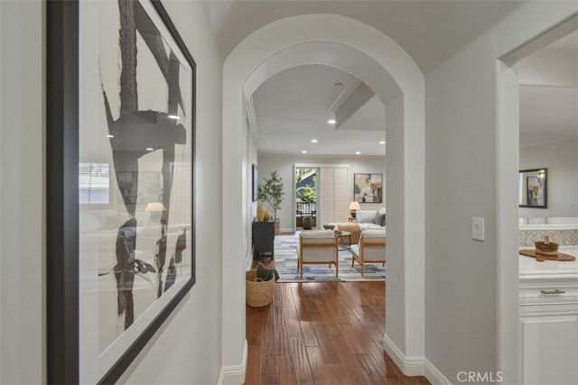 1835 S Barrington Avenue 203, Los Angeles, CA 90025