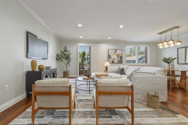 1835 S Barrington Avenue 203, Los Angeles, CA 90025