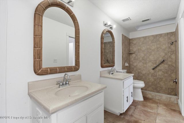 8464 Delaware Drive, Weeki Wachee, FL 34607