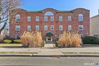 8 Elmcrest Terrace APT 103, Norwalk, CT 06850