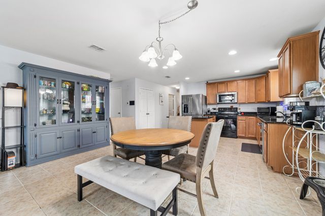 1709 Waggoner Drive, Aubrey, TX 76227