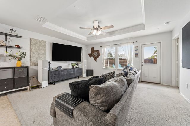 1709 Waggoner Drive, Aubrey, TX 76227