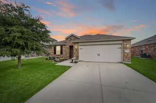 1709 Waggoner Drive, Aubrey, TX 76227