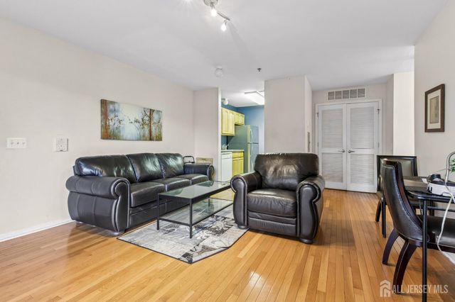 1116 Edpas Road 1116, New Brunswick, NJ 08901