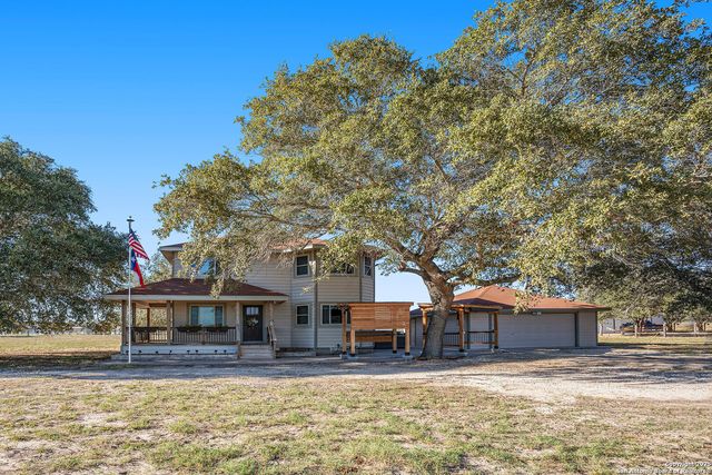 250 palo alto, Floresville, TX 78114
