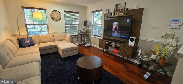 222 FOUNTAYNE LN, Lawrenceville, NJ 08648