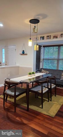 222 FOUNTAYNE LN, Lawrenceville, NJ 08648