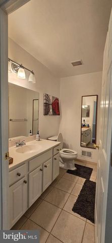 222 FOUNTAYNE LN, Lawrenceville, NJ 08648