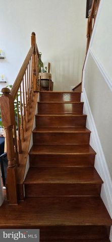 222 FOUNTAYNE LN, Lawrenceville, NJ 08648