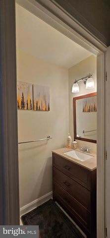 222 FOUNTAYNE LN, Lawrenceville, NJ 08648