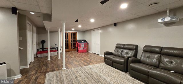 222 FOUNTAYNE LN, Lawrenceville, NJ 08648
