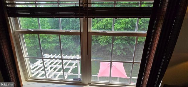 222 FOUNTAYNE LN, Lawrenceville, NJ 08648