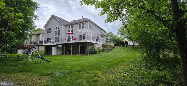 222 FOUNTAYNE LN, Lawrenceville, NJ 08648