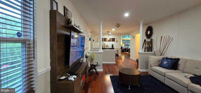 222 FOUNTAYNE LN, Lawrenceville, NJ 08648