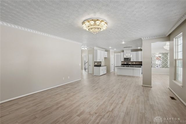 1433 Senna Street, Tipp City, OH 45371