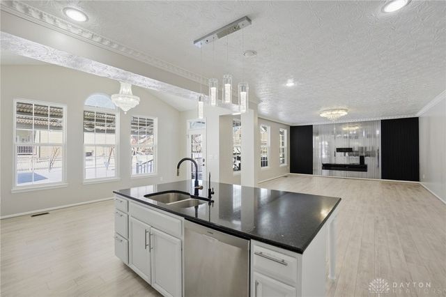 1433 Senna Street, Tipp City, OH 45371