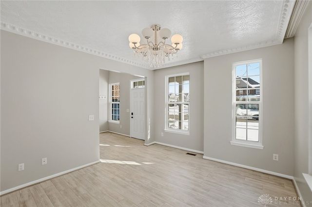 1433 Senna Street, Tipp City, OH 45371