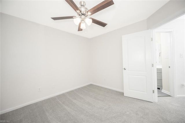 417 Broad Bend CIR, Chesapeake, VA 23320