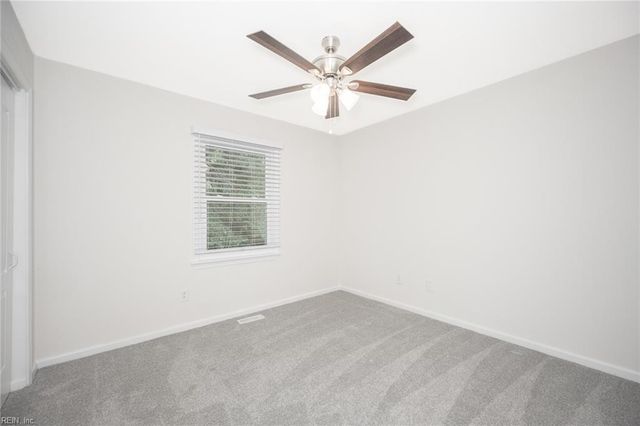 417 Broad Bend CIR, Chesapeake, VA 23320