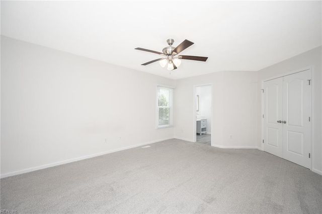 417 Broad Bend CIR, Chesapeake, VA 23320