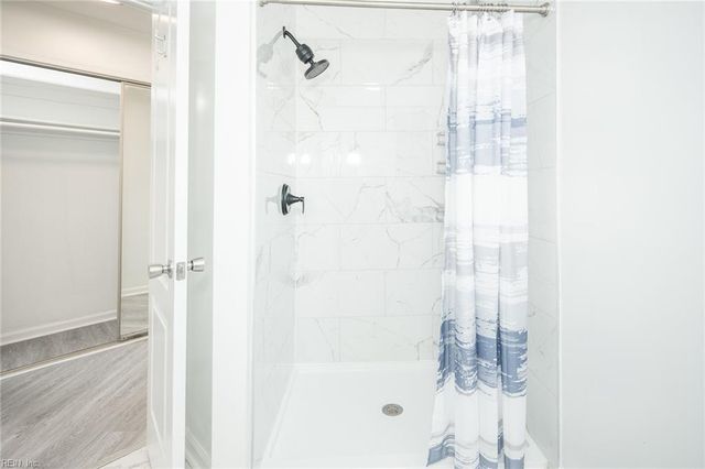 417 Broad Bend CIR, Chesapeake, VA 23320