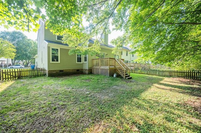 417 Broad Bend CIR, Chesapeake, VA 23320