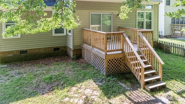 417 Broad Bend CIR, Chesapeake, VA 23320