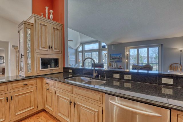 N24W30426 Crystal Springs DRIVE, Pewaukee, WI 53072