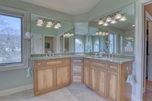 N24W30426 Crystal Springs DRIVE, Pewaukee, WI 53072