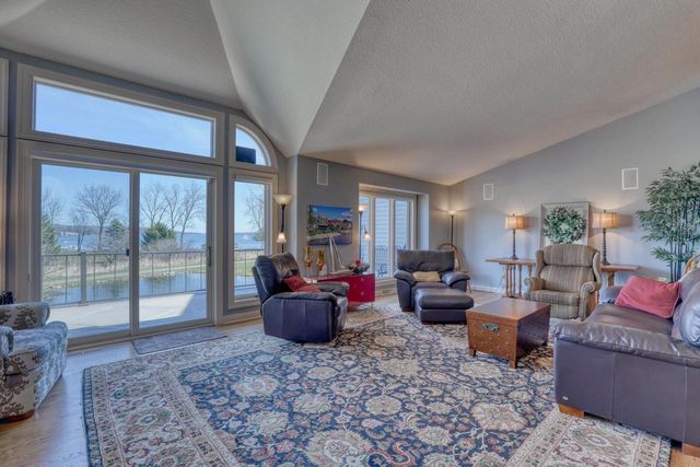 N24W30426 Crystal Springs DRIVE, Pewaukee, WI 53072