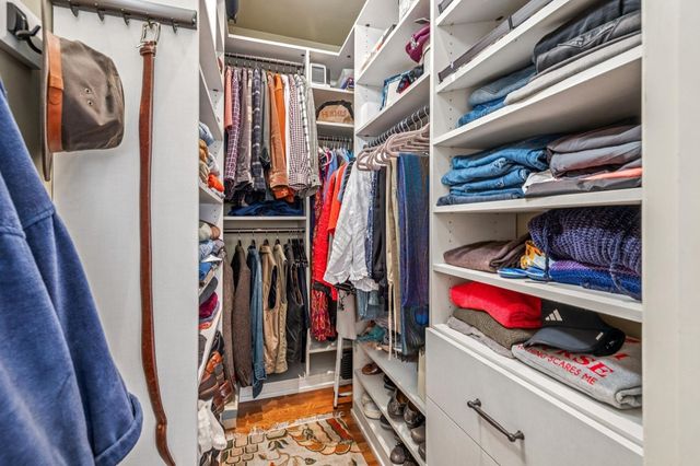 1416 Versailles Ave, Alameda, CA 94501