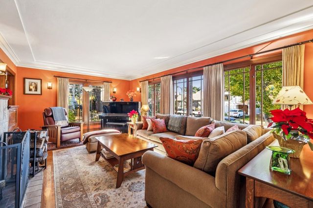 1416 Versailles Ave, Alameda, CA 94501